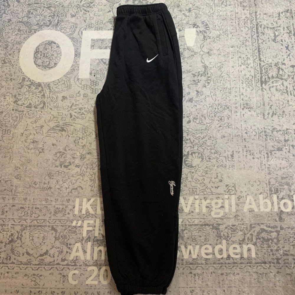 Supreme Nike Air Max Sweatpants Mens Small Black Gorpcore Streetwear Joggers